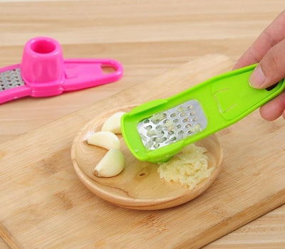 Garlic Press Grater Slicer Plastic Grinding Tool Kitchen Accessories Alsarrat.Shop